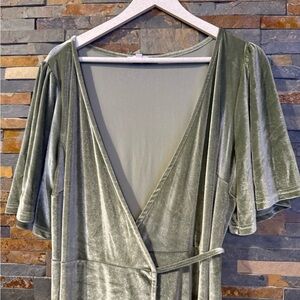 Baltic Born Velvet Dress in Soft Green